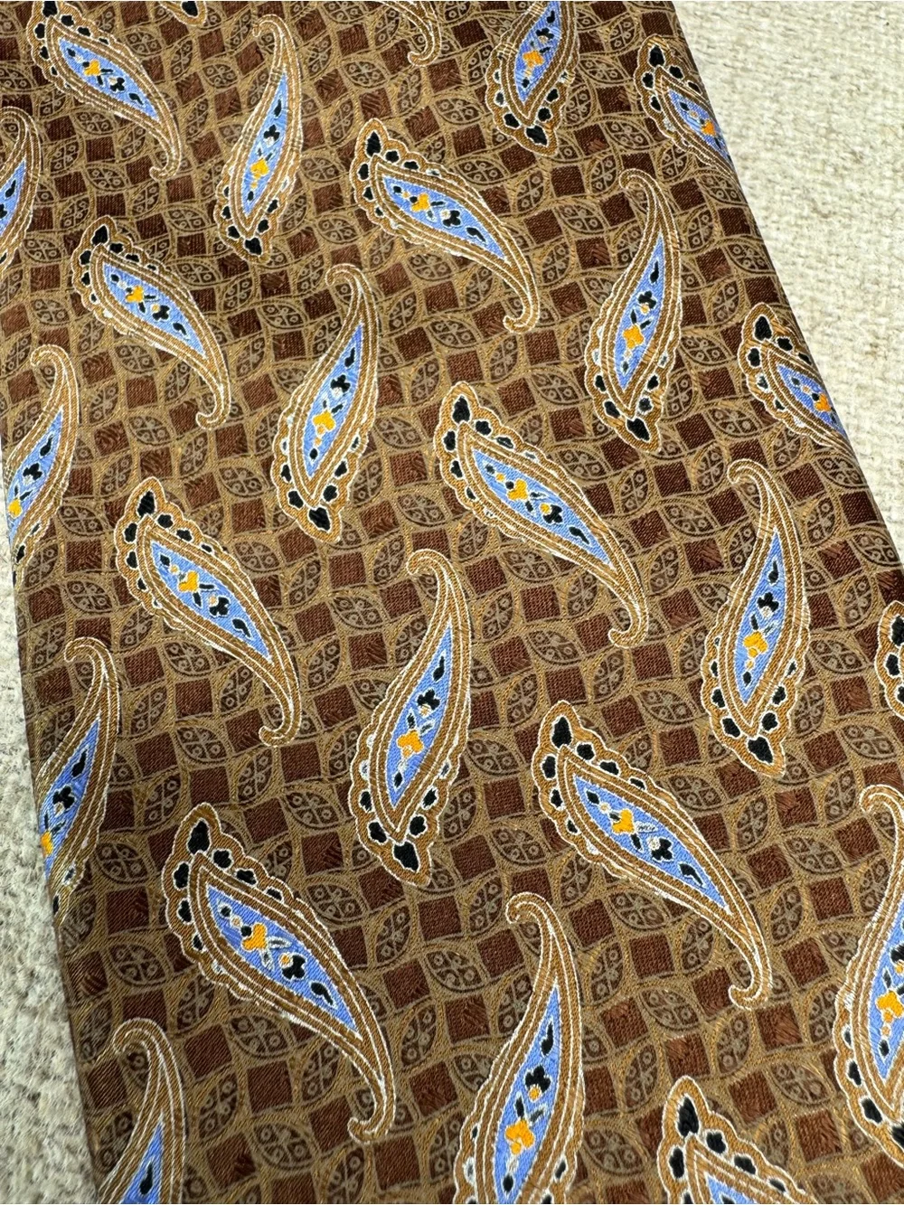 Robert Talbott Carmel‎ Best of Class Silk Tie hand-sewn paisley brown and blue